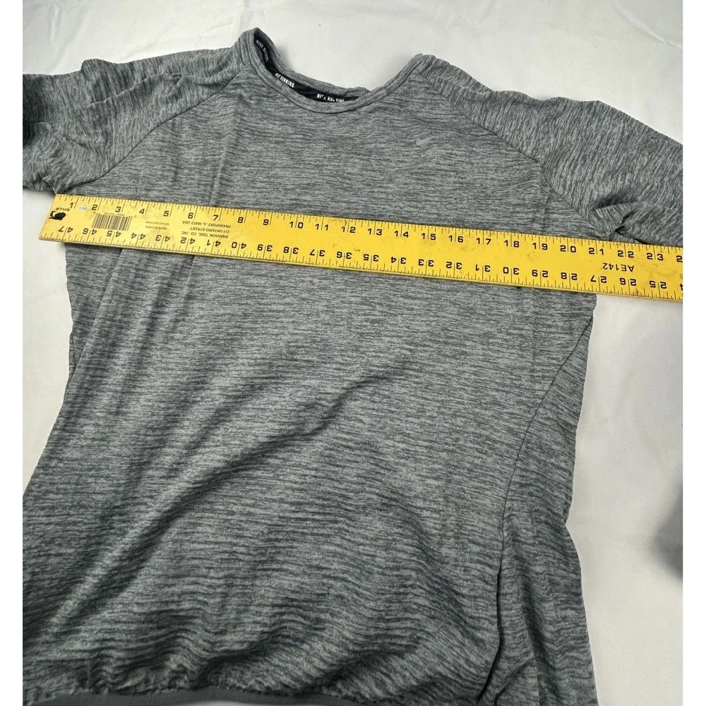 NEW Nike Thermal‎ Long Sleeve Dri Fit Crewneck Running Shirt Grey Womens XL